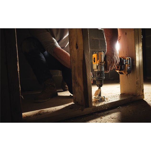 Дрель-шуруповёрт DeWALT DCD996P3 аккумуляторная ударная бесщёточная, фото , изображение 7 | SNABZHENIE.com.ua