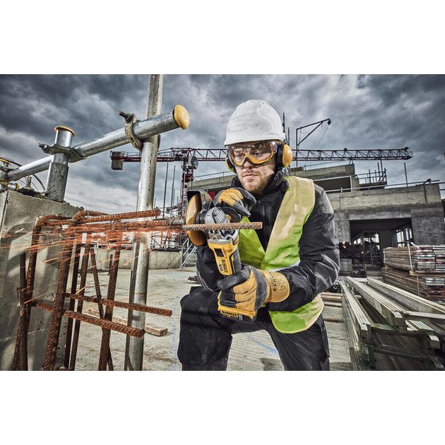Шліфмашина кутова - болгарка акумуляторна безщіткова DeWALT DCG405P3, фото , зображення 2 | SNABZHENIE.com.ua Шліфмашина кутова - болгарка акумуляторна безщіткова DeWALT DCG405P3, фото , зображення 2 | SNABZHENIE.com.ua