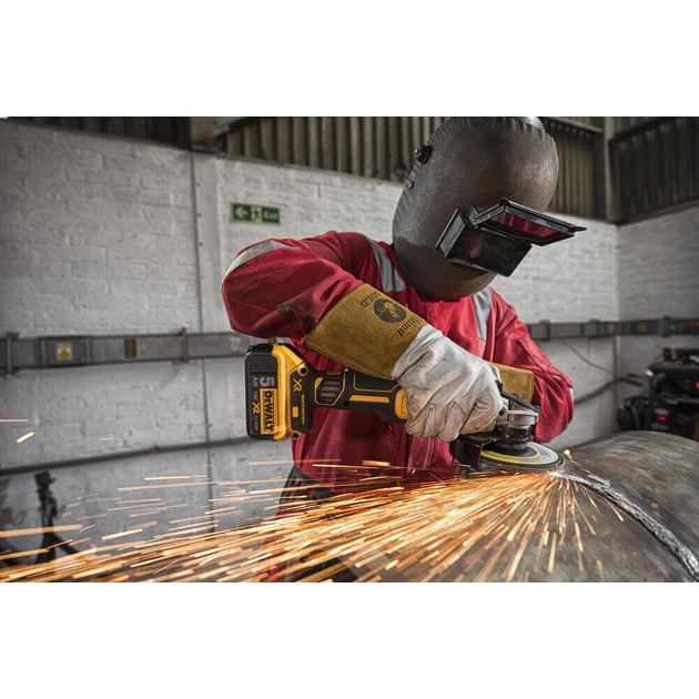 Шліфмашина кутова - болгарка акумуляторна безщіткова DeWALT DCG405P3, фото , зображення 8 | SNABZHENIE.com.ua Шліфмашина кутова - болгарка акумуляторна безщіткова DeWALT DCG405P3, фото , зображення 8 | SNABZHENIE.com.ua