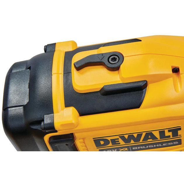 Аккумуляторный бесщёточный гвоздезабивной пистолет DeWALT DCN45RND2, фото , изображение 6 | SNABZHENIE.com.ua Аккумуляторный бесщёточный гвоздезабивной пистолет DeWALT DCN45RND2, фото , изображение 6 | SNABZHENIE.com.ua