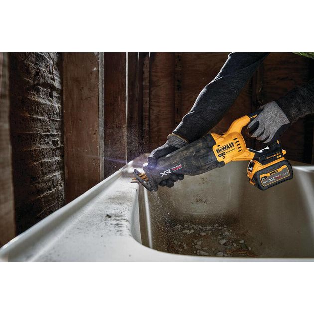 Пила сабельна акумуляторна DeWALT DCS386T1, фото , зображення 4 | SNABZHENIE.com.ua