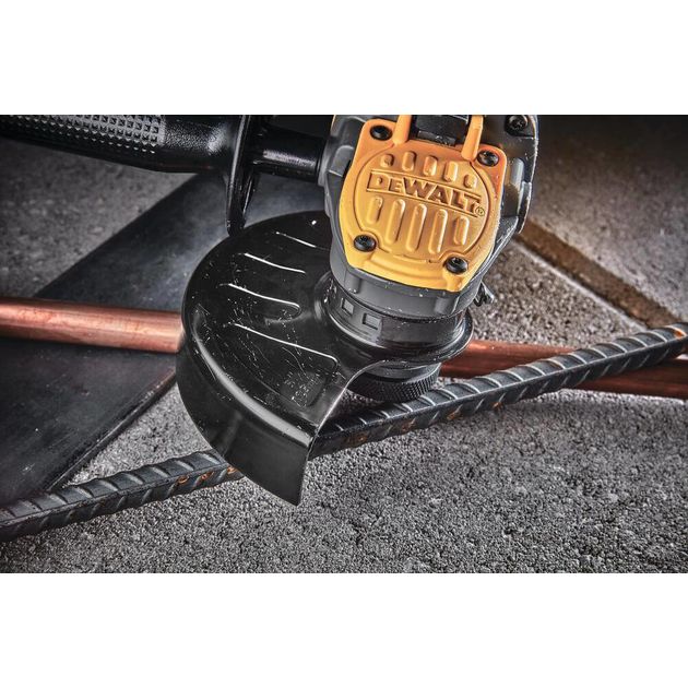 Шліфмашина кутова - болгарка акумуляторна безщіткова DeWALT DCG409T1, фото , зображення 6 | SNABZHENIE.com.ua Шліфмашина кутова - болгарка акумуляторна безщіткова DeWALT DCG409T1, фото , зображення 6 | SNABZHENIE.com.ua