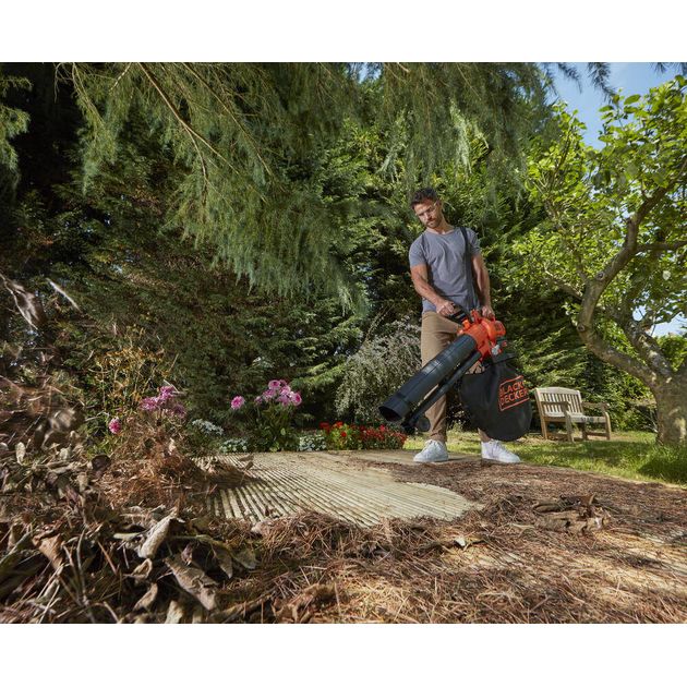 Садовий пилосос акумуляторний безщітковий BLACK+DECKER BCBLV3625L1, фото , зображення 7 | SNABZHENIE.com.ua Садовий пилосос акумуляторний безщітковий BLACK+DECKER BCBLV3625L1, фото , зображення 7 | SNABZHENIE.com.ua