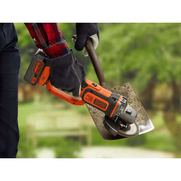 Аккумуляторная шлифмашина BLACK+DECKER BCG720N, фото , изображение 9 | SNABZHENIE.com.ua Аккумуляторная шлифмашина BLACK+DECKER BCG720N, фото , изображение 9 | SNABZHENIE.com.ua