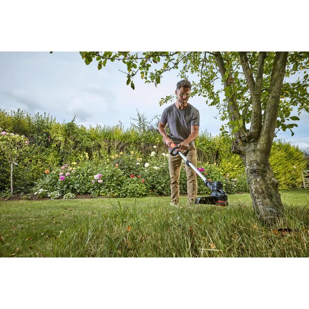Аккумуляторный триммер BLACK+DECKER BCSTE636L1 бесщеточный, фото , изображение 9 | SNABZHENIE.com.ua Аккумуляторный триммер BLACK+DECKER BCSTE636L1 бесщеточный, фото , изображение 9 | SNABZHENIE.com.ua