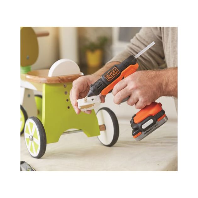 Пістолет клеєвий акумуляторний BLACK+DECKER BDCGG12N, фото , зображення 4 | SNABZHENIE.com.ua Пістолет клеєвий акумуляторний BLACK+DECKER BDCGG12N, фото , зображення 4 | SNABZHENIE.com.ua