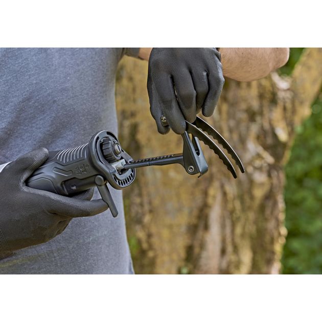 Пила сабельна мережна BLACK+DECKER BES301K, фото , зображення 6 | SNABZHENIE.com.ua Пила сабельна мережна BLACK+DECKER BES301K, фото , зображення 6 | SNABZHENIE.com.ua