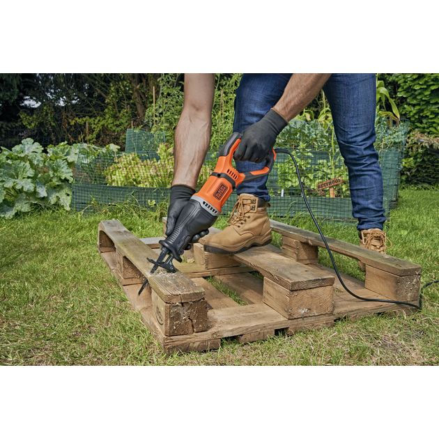 Пила сабельна мережна BLACK+DECKER BES301K, фото , зображення 7 | SNABZHENIE.com.ua Пила сабельна мережна BLACK+DECKER BES301K, фото , зображення 7 | SNABZHENIE.com.ua