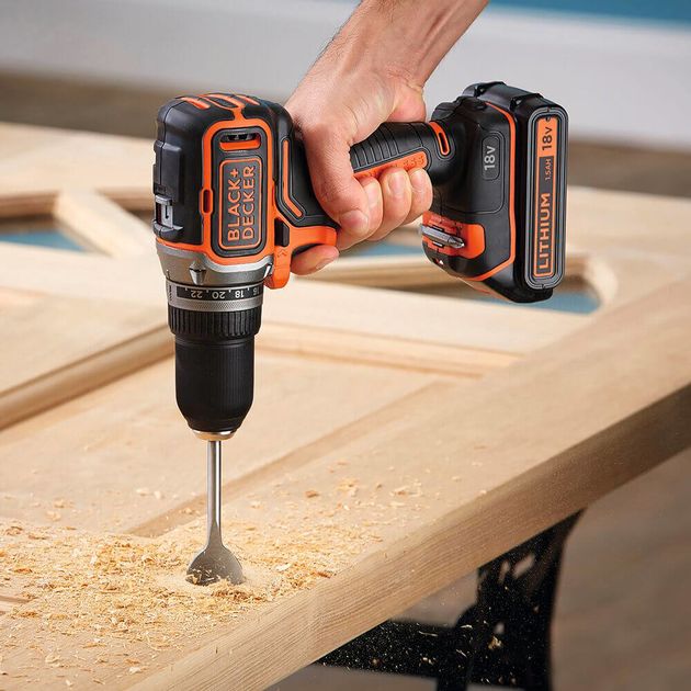 Аккумуляторная бесщёточная дрель-шуруповерт BLACK+DECKER BL186N, фото , изображение 4 | SNABZHENIE.com.ua Аккумуляторная бесщёточная дрель-шуруповерт BLACK+DECKER BL186N, фото , изображение 4 | SNABZHENIE.com.ua