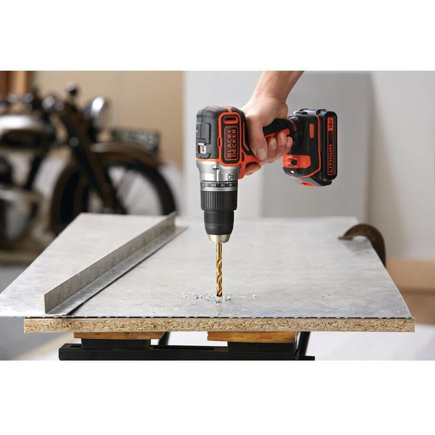 Дрель-шуруповерт ударная аккумуляторная BLACK+DECKER BL188N, фото , изображение 6 | SNABZHENIE.com.ua Дрель-шуруповерт ударная аккумуляторная BLACK+DECKER BL188N, фото , изображение 6 | SNABZHENIE.com.ua