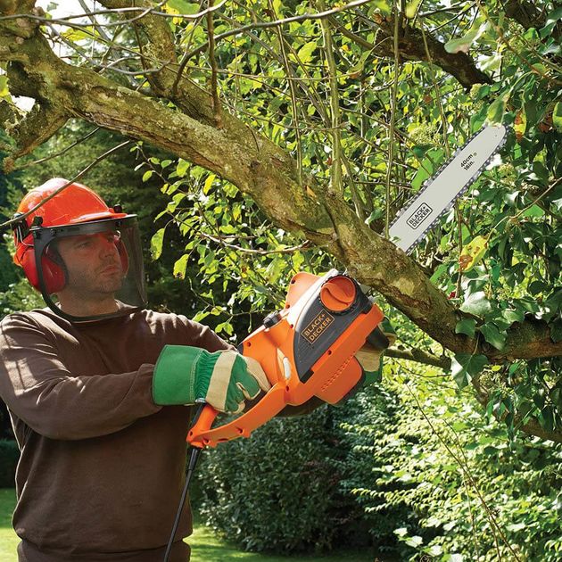 Электрическая цепная пила BLACK+DECKER CS2040, фото , изображение 2 | SNABZHENIE.com.ua Электрическая цепная пила BLACK+DECKER CS2040, фото , изображение 2 | SNABZHENIE.com.ua