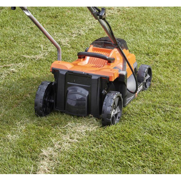Газонокосилка акумуляторна BLACK+DECKER BCMW3336L2, фото , зображення 7 | SNABZHENIE.com.ua Газонокосилка акумуляторна BLACK+DECKER BCMW3336L2, фото , зображення 7 | SNABZHENIE.com.ua