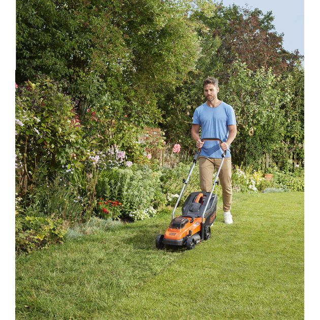 Газонокосилка акумуляторна BLACK+DECKER BCMW3336L2, фото , зображення 10 | SNABZHENIE.com.ua Газонокосилка акумуляторна BLACK+DECKER BCMW3336L2, фото , зображення 10 | SNABZHENIE.com.ua