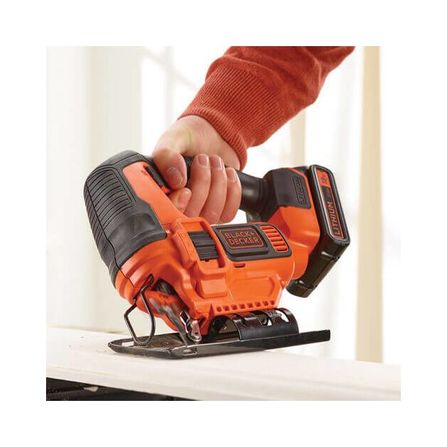 Аккумуляторный электролобзик BLACK DECKER BDCJS18, фото , изображение 4 | SNABZHENIE.com.ua Аккумуляторный электролобзик BLACK DECKER BDCJS18, фото , изображение 4 | SNABZHENIE.com.ua