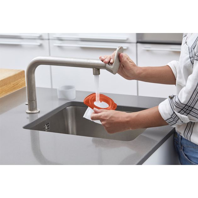 Пылесос аккумуляторный BLACK+DECKER DVB315JP, фото , изображение 8 | SNABZHENIE.com.ua Пылесос аккумуляторный BLACK+DECKER DVB315JP, фото , изображение 8 | SNABZHENIE.com.ua