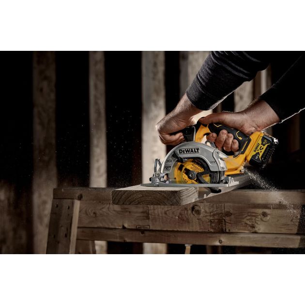 Дисковая аккумуляторная пила DeWALT DCS512P2 бесщёточная, фото , изображение 5 | SNABZHENIE.com.ua