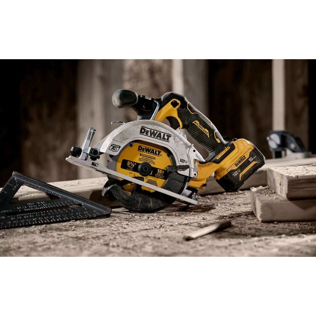 Дисковая аккумуляторная пила DeWALT DCS512P2 бесщёточная, фото , изображение 6 | SNABZHENIE.com.ua
