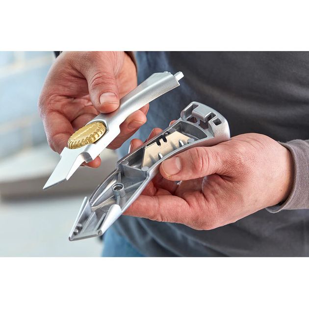 Ніж TITAN FB довжиною 175 мм з фіксованим лезвием для оздоблювальних робіт STANLEY 1-10-550, фото , зображення 7 | SNABZHENIE.com.ua Ніж TITAN FB довжиною 175 мм з фіксованим лезвием для оздоблювальних робіт STANLEY 1-10-550, фото , зображення 7 | SNABZHENIE.com.ua