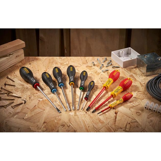 Отвертка FatMax Torx TT30 125 мм STANLEY 0-65-398, фото , зображення 5 | SNABZHENIE.com.ua Отвертка FatMax Torx TT30 125 мм STANLEY 0-65-398, фото , зображення 5 | SNABZHENIE.com.ua