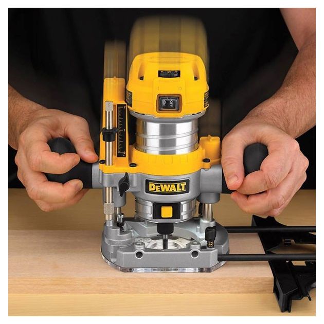 Фрезер DeWALT D26204K (D26204K), фото , изображение 4 | SNABZHENIE.com.ua Фрезер DeWALT D26204K (D26204K), фото , изображение 4 | SNABZHENIE.com.ua