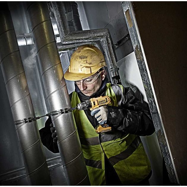 Дрель-шуруповерт DCD710D2 DeWALT, фото , зображення 3 | SNABZHENIE.com.ua Дрель-шуруповерт DCD710D2 DeWALT, фото , зображення 3 | SNABZHENIE.com.ua