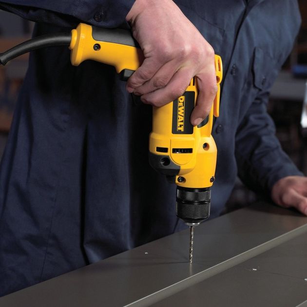Дрель DeWALT DWD014S, фото , изображение 2 | SNABZHENIE.com.ua Дрель DeWALT DWD014S, фото , изображение 2 | SNABZHENIE.com.ua