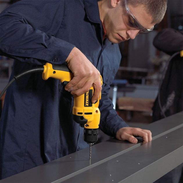 Дрель DeWALT DWD112S, фото , изображение 2 | SNABZHENIE.com.ua Дрель DeWALT DWD112S, фото , изображение 2 | SNABZHENIE.com.ua