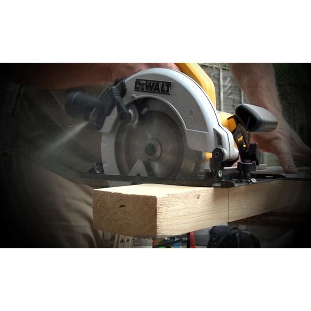Циркулярная пила DeWALT DWE560, фото , изображение 3 | SNABZHENIE.com.ua Циркулярная пила DeWALT DWE560, фото , изображение 3 | SNABZHENIE.com.ua