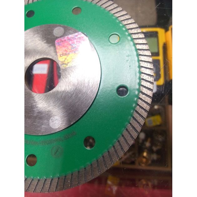 Круг алмазний відрізний (тонкий) DISTAR Turbo Elite Ultra 125 x 1,4/1,0 x 8 x 22,23/H (10115024010), фото , зображення 4 | SNABZHENIE.com.ua