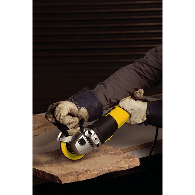 Угловая шлифмашина STANLEY STGS1125, фото , изображение 3 | SNABZHENIE.com.ua Угловая шлифмашина STANLEY STGS1125, фото , изображение 3 | SNABZHENIE.com.ua