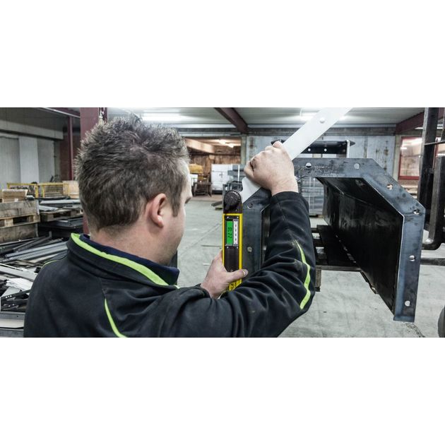 Угломір електронний STABILA TECH 700 DA : L= 80 см. 0° – 270° 0.5мм/m. - 0.10° IP54, фото , зображення 4 | SNABZHENIE.com.ua Угломір електронний STABILA TECH 700 DA : L= 80 см. 0° – 270° 0.5мм/m. - 0.10° IP54, фото , зображення 4 | SNABZHENIE.com.ua