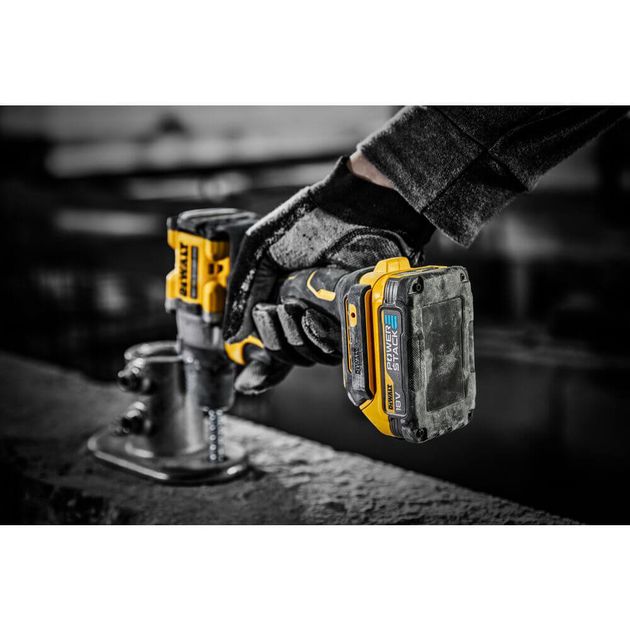 Набір акумуляторних батарей PowerStack DeWALT DCBP034E2, фото , зображення 8 | SNABZHENIE.com.ua Набір акумуляторних батарей PowerStack DeWALT DCBP034E2, фото , зображення 8 | SNABZHENIE.com.ua