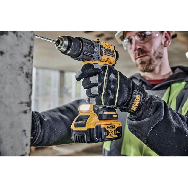 Дрель-шуруповерт акумуляторна безщіткова ударна DeWALT DCD805P2T, фото , зображення 5 | SNABZHENIE.com.ua Дрель-шуруповерт акумуляторна безщіткова ударна DeWALT DCD805P2T, фото , зображення 5 | SNABZHENIE.com.ua