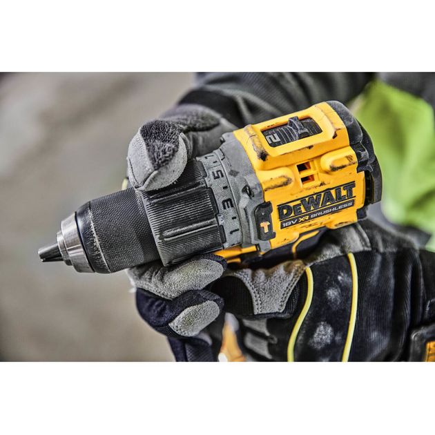 Дрель-шуруповерт акумуляторна безщіткова ударна DeWALT DCD805P2T, фото , зображення 8 | SNABZHENIE.com.ua Дрель-шуруповерт акумуляторна безщіткова ударна DeWALT DCD805P2T, фото , зображення 8 | SNABZHENIE.com.ua