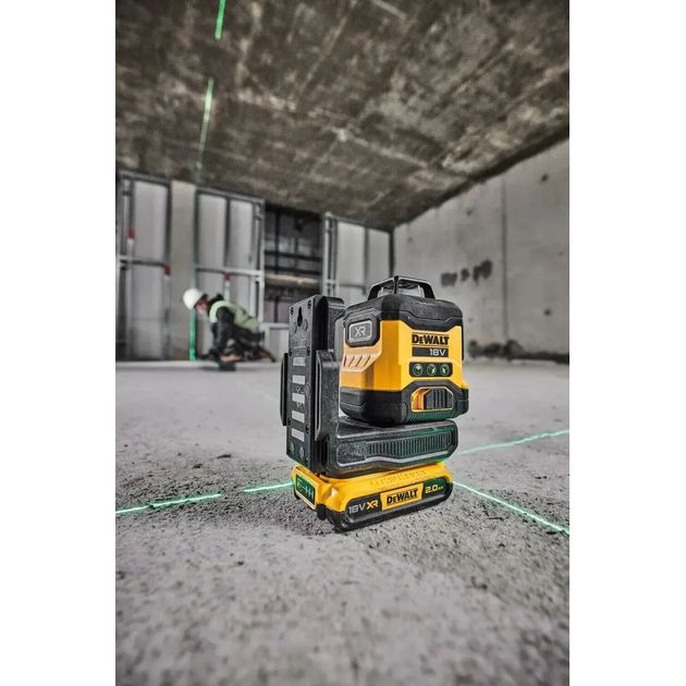 Лазерный уровень линейный DeWALT DCLE34031D1, фото , изображение 2 | SNABZHENIE.com.ua Лазерный уровень линейный DeWALT DCLE34031D1, фото , изображение 2 | SNABZHENIE.com.ua