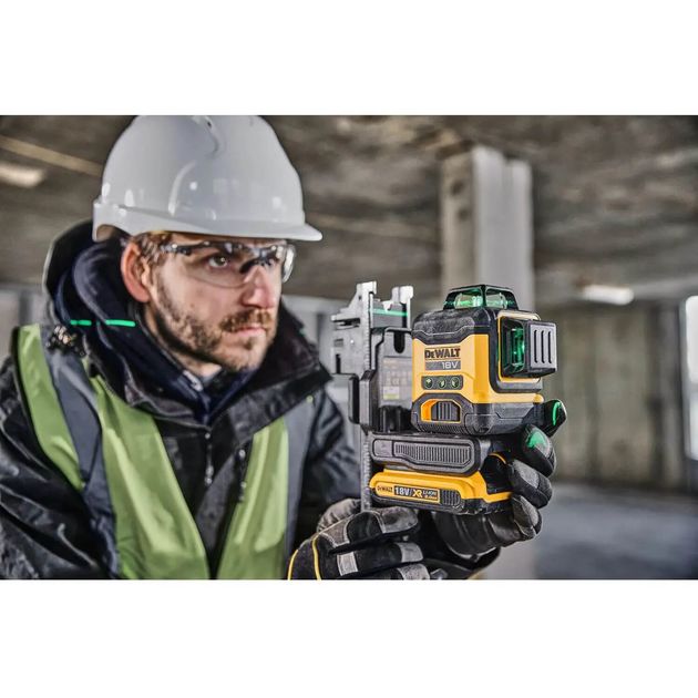 Лазерный уровень линейный DeWALT DCLE34031D1, фото , изображение 4 | SNABZHENIE.com.ua Лазерный уровень линейный DeWALT DCLE34031D1, фото , изображение 4 | SNABZHENIE.com.ua