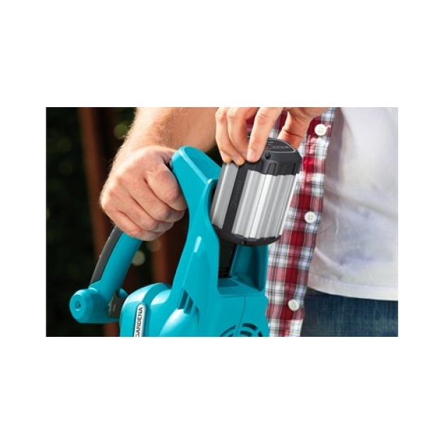 Воздуходувка аккумуляторная Gardena AccuJet Li-18, фото , изображение 10 | SNABZHENIE.com.ua Воздуходувка аккумуляторная Gardena AccuJet Li-18, фото , изображение 10 | SNABZHENIE.com.ua