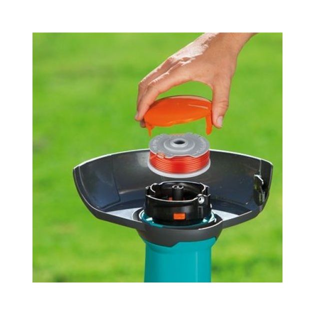 Триммер аккумуляторный Gardena SmallCut 300 Accu, фото , изображение 4 | SNABZHENIE.com.ua Триммер аккумуляторный Gardena SmallCut 300 Accu, фото , изображение 4 | SNABZHENIE.com.ua