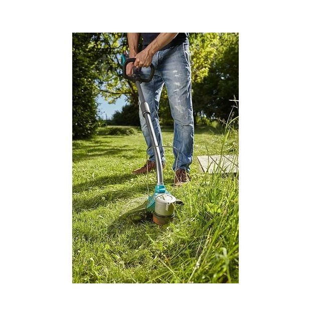 Аккумуляторный триммер GARDENA PowerCut Li-40/30, фото , изображение 7 | SNABZHENIE.com.ua Аккумуляторный триммер GARDENA PowerCut Li-40/30, фото , изображение 7 | SNABZHENIE.com.ua