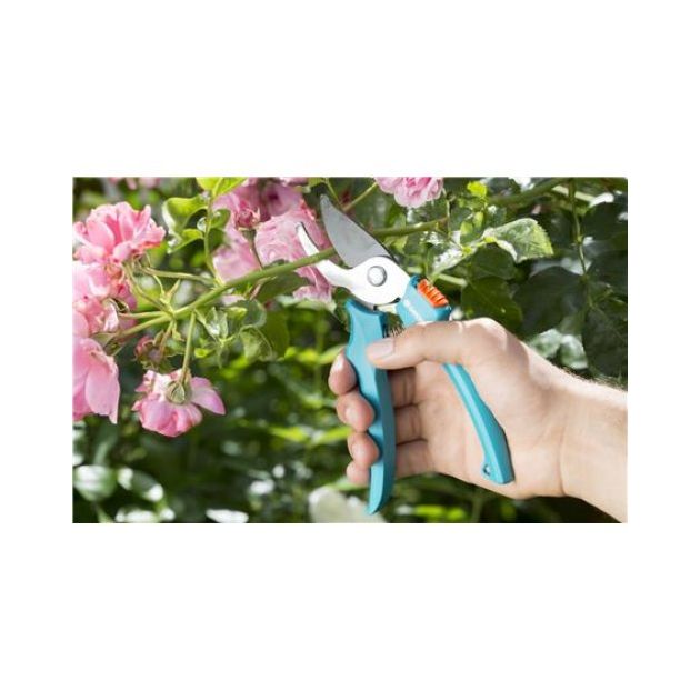 Комплект інструментів з ковшем Gardena 8966-32, фото , зображення 10 | SNABZHENIE.com.ua Комплект інструментів з ковшем Gardena 8966-32, фото , зображення 10 | SNABZHENIE.com.ua