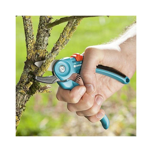 Секатор Gardena 8855 с наковальней, фото , изображение 5 | SNABZHENIE.com.ua Секатор Gardena 8855 с наковальней, фото , изображение 5 | SNABZHENIE.com.ua