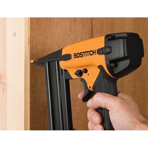Пневматический скобозабивной пистолет BOSTITCH SX1838-E, фото , изображение 5 | SNABZHENIE.com.ua Пневматический скобозабивной пистолет BOSTITCH SX1838-E, фото , изображение 5 | SNABZHENIE.com.ua