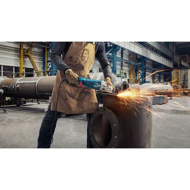 Шлифмашина угловая BOSCH GWS 24-230 JZ Professional, фото , изображение 3 | SNABZHENIE.com.ua Шлифмашина угловая BOSCH GWS 24-230 JZ Professional, фото , изображение 3 | SNABZHENIE.com.ua