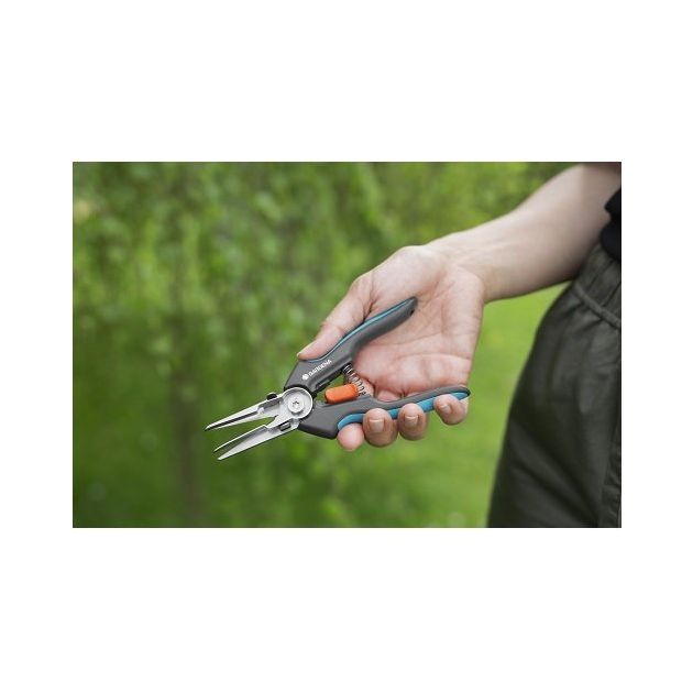 Ножницы Gardena GripCut для травы и цветов с функцией удерживания, фото , изображение 4 | SNABZHENIE.com.ua Ножницы Gardena GripCut для травы и цветов с функцией удерживания, фото , изображение 4 | SNABZHENIE.com.ua