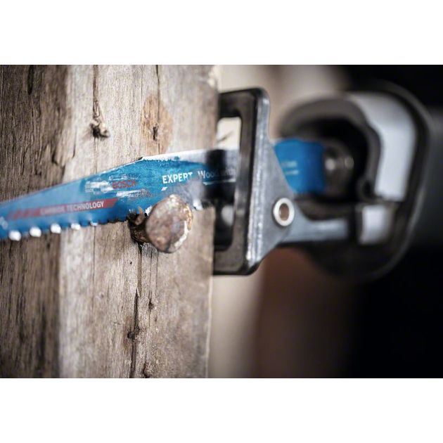 Полотно Bosch для пиления дерева и металла EXPERT S 967 XHM, 1 шт., фото , изображение 13 | SNABZHENIE.com.ua