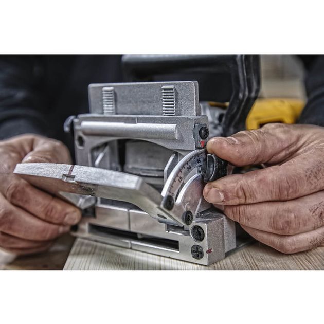 Ламельный фрезер DeWALT DW682K сетевой, фото , изображение 8 | SNABZHENIE.com.ua Ламельный фрезер DeWALT DW682K сетевой, фото , изображение 8 | SNABZHENIE.com.ua