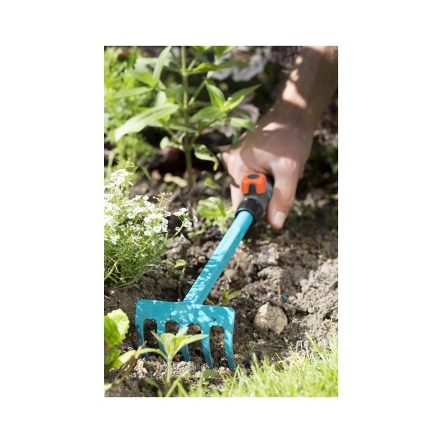 Грабли Gardena Combisystem ручные для цветов, 8,5 см, фото , изображение 4 | SNABZHENIE.com.ua Грабли Gardena Combisystem ручные для цветов, 8,5 см, фото , изображение 4 | SNABZHENIE.com.ua