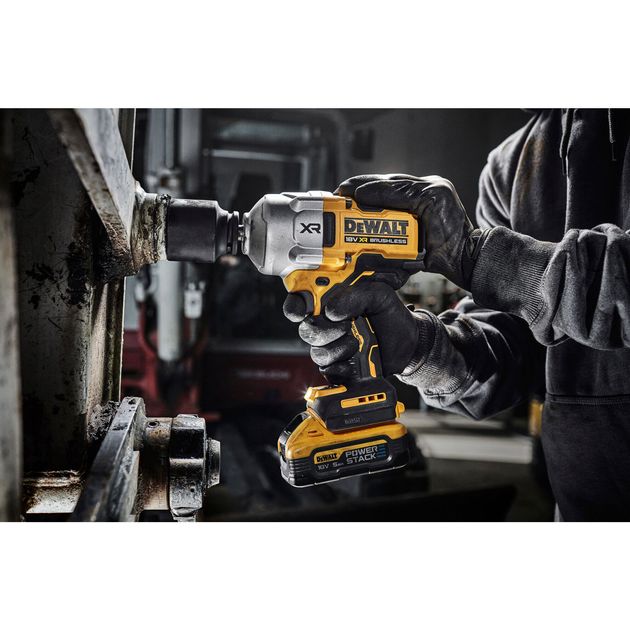 Гайковерт ударний акумуляторний безщітковий DeWALT DCF961H2T, фото , зображення 6 | SNABZHENIE.com.ua Гайковерт ударний акумуляторний безщітковий DeWALT DCF961H2T, фото , зображення 6 | SNABZHENIE.com.ua