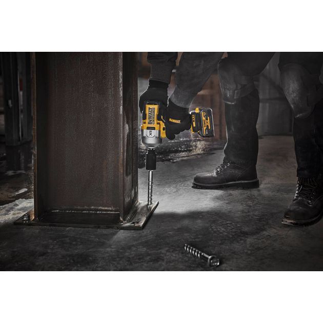 Гайковерт ударний акумуляторний безщітковий DeWALT DCF961N, фото , зображення 6 | SNABZHENIE.com.ua Гайковерт ударний акумуляторний безщітковий DeWALT DCF961N, фото , зображення 6 | SNABZHENIE.com.ua