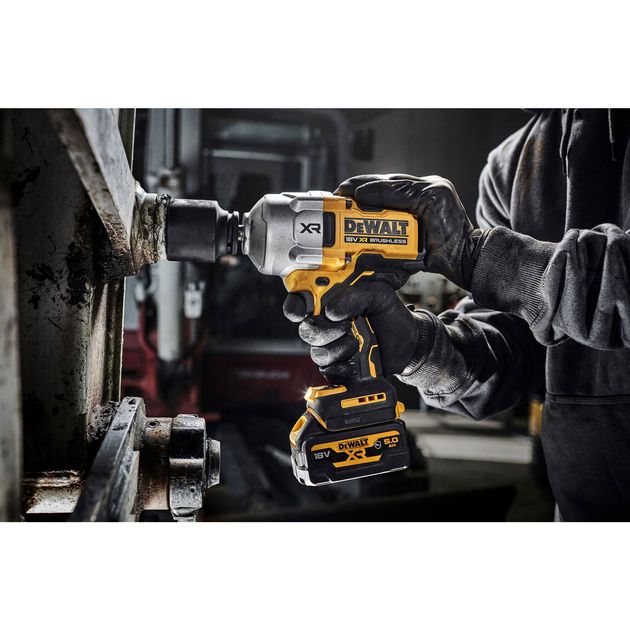 Гайковерт ударний акумуляторний безщітковий DeWALT DCF961N, фото , зображення 8 | SNABZHENIE.com.ua Гайковерт ударний акумуляторний безщітковий DeWALT DCF961N, фото , зображення 8 | SNABZHENIE.com.ua